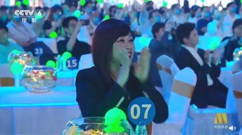 香港演出吃瓜视频,吃瓜观众捕捉精彩瞬间