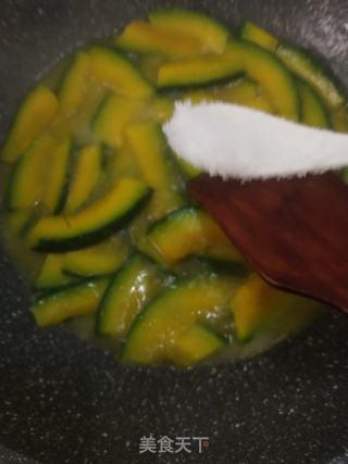 板栗瓜怎么炒着吃,家常美味新尝试