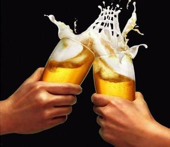 喝酒喝醉了吃瓜