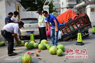 热心市民喜吃瓜,揭秘娱乐圈幕后故事