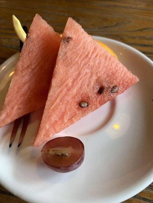 吃瓜只吃无籽瓜下一句